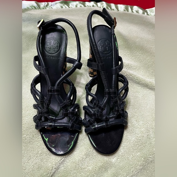 Tory Burch Black and Tan Strappy Block Heels - Picture 14 of 15
